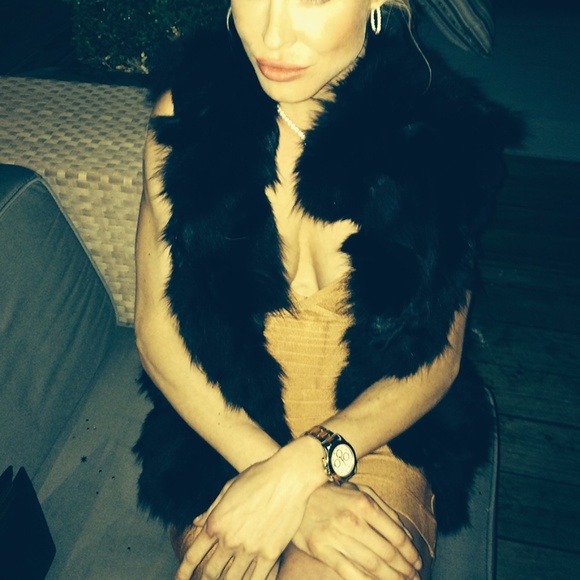 Adrienne Landau Black Fur Vest - Picture 2 of 5